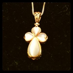 Avon Goldstone Reversable Cross Necklace